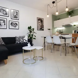 https://casarava.riccione-hotels.org